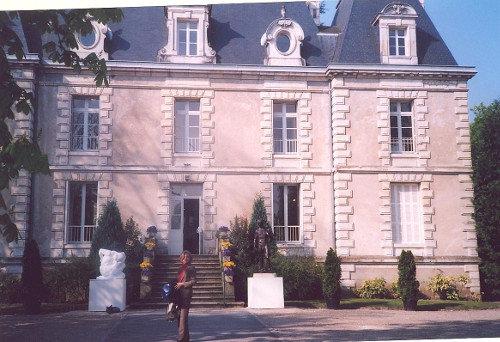 Exposición  Chateau de Saint- Jean -Le -Blanc. Francia. 2001